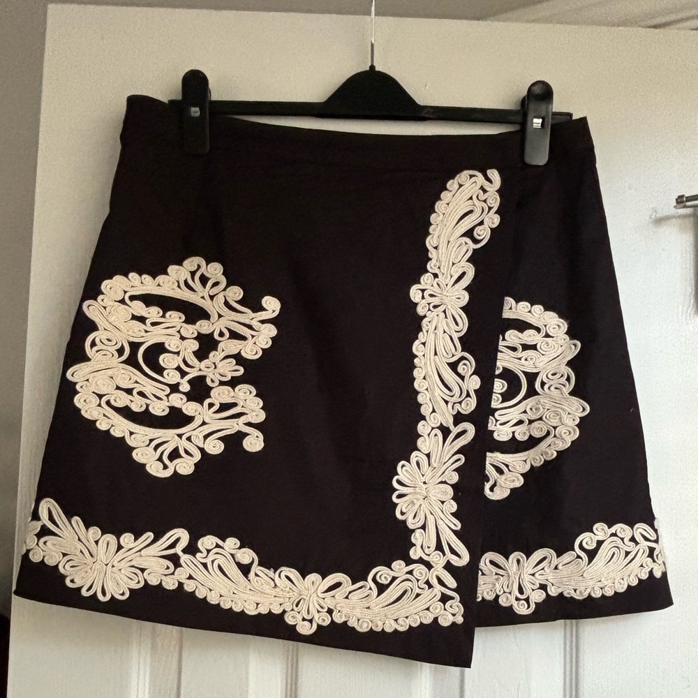 H&M appliquéd A-line skirt